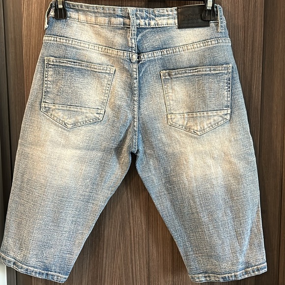 Junior boys blue denim distressed ripped short jeans size 14 - Picture 5 of 5